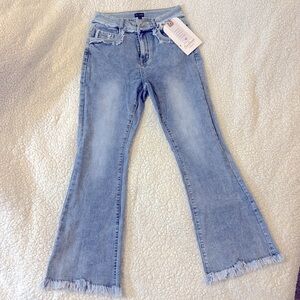 ⭐️NWT⭐️Coco & Carmen Jeans